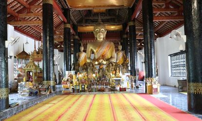 Picture of TEMPLES & LOCAL MARKETS - BACI CEREMONY