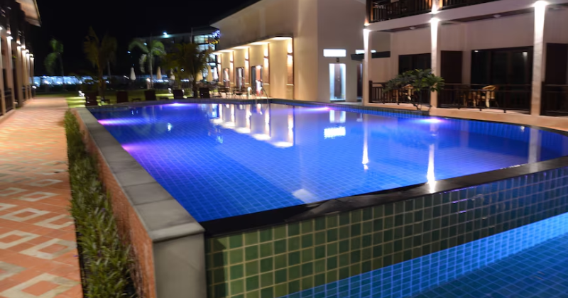 Swimming Pool at night Saksiri Riverside Hotel