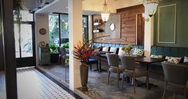 Room Bloom Boutique and Café