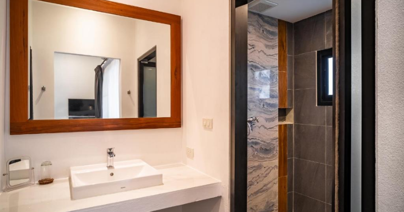Bathroom The Riviera Champasak